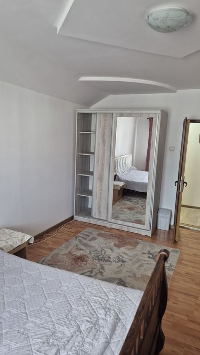 Apartament de inchiriat