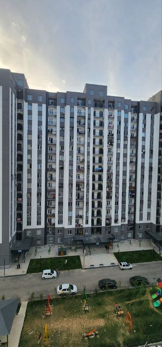 Сергили район Янги Дархон новастройка 2комнатная все ест техники мебел