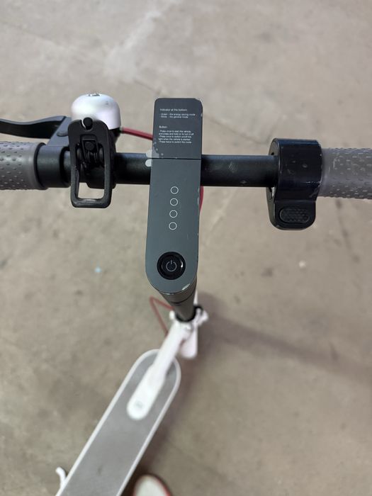 Xiaomi Mi Electric Scooter M365
