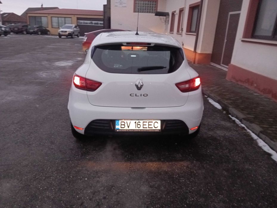 De vânzare auto  Clio