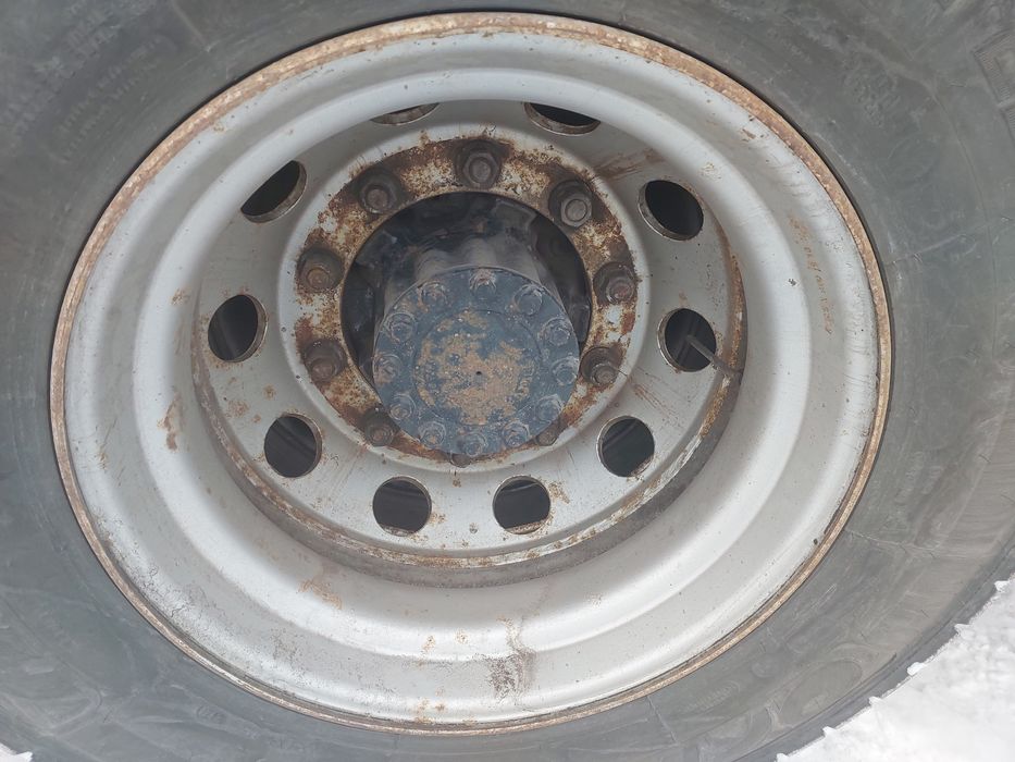 Диски на ведущую ось тягача