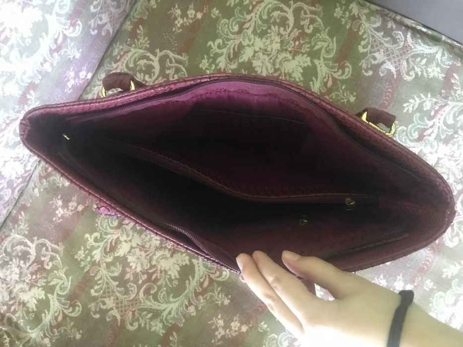 Дамски чанти от изкуствена кожа