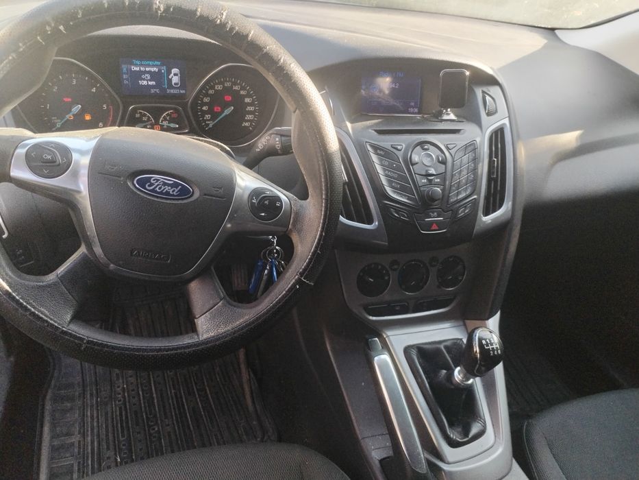 FORD Focus 2013 — imagine 5