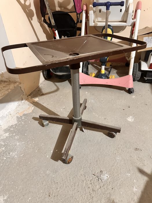 Подставка для телевизора