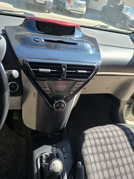 ToYota IQ,2011(euro 5),1.0 benzina