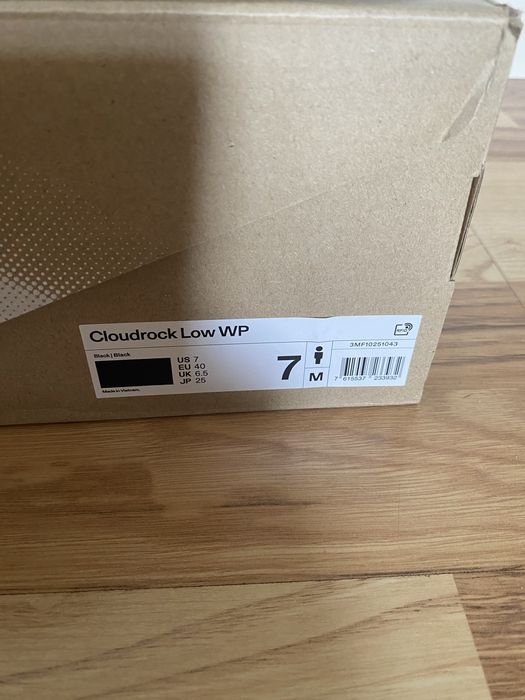 Кроссовки ON Cloudrock Waterproof