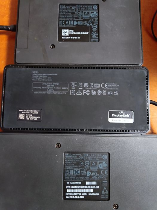 Dell WD15 (K17A) - 40 евро 19.5 V × 6.7 A + захранване 130 W