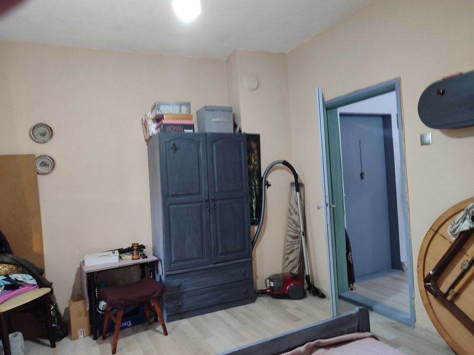 Продава се Четиристаен апартамент в Добрич, Център - 112 кв.м за 1036 €/кв.м - Снимка #12