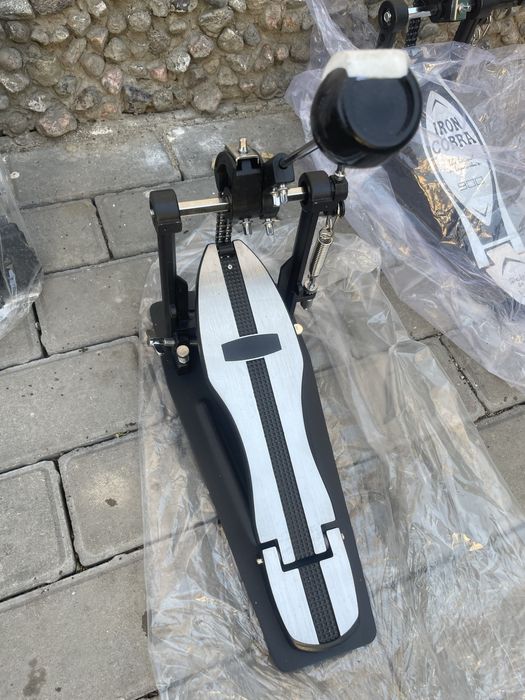 Педаль ддя бас бочки