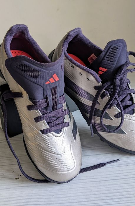 стоножки  Adidas  32 номер  златисти