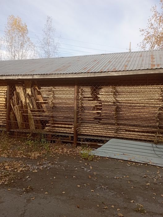 Продам металлический навес.