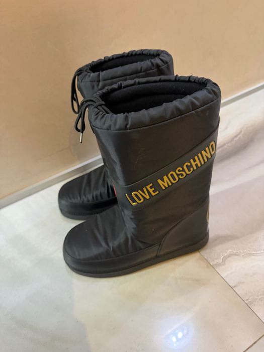 Апрески love moschino