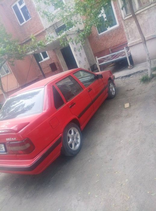 Машина Вольво продаётся