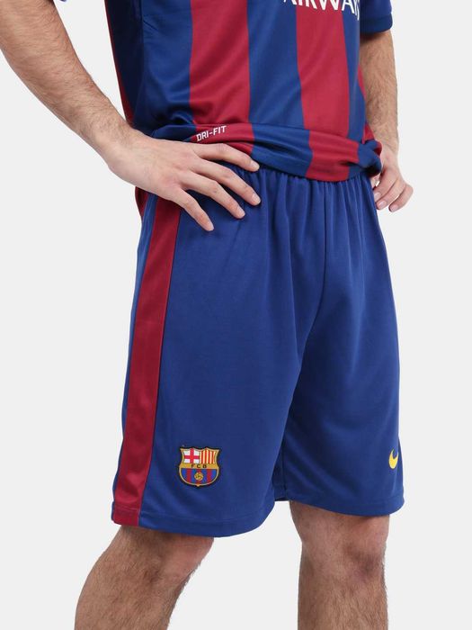 Футбольная форма Барселоны