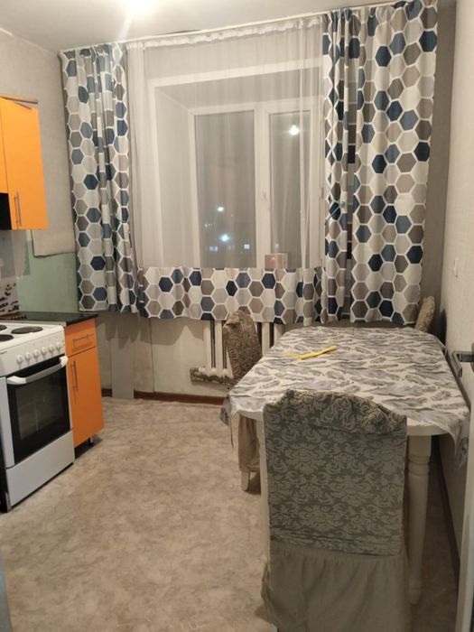 Сдам квартиру однокомнатную в районе бизнес колледжа