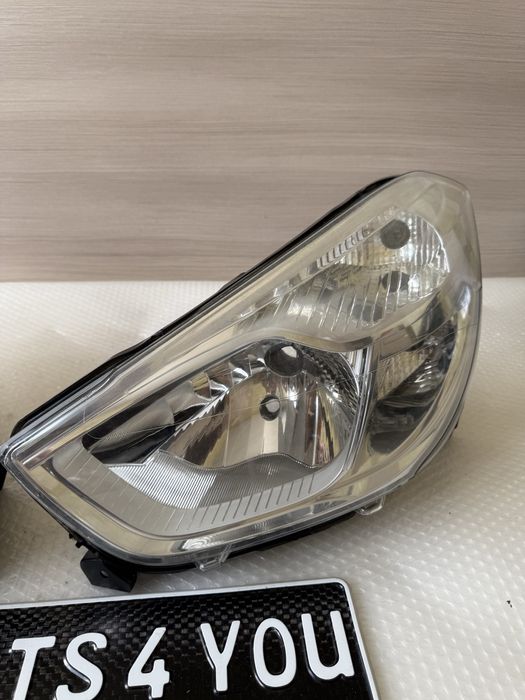 Фарове Dacia Dokker Дачия Докер Перфектни Оригинални