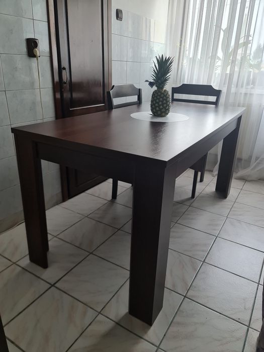 Masa bucatarie cu 4 scaune