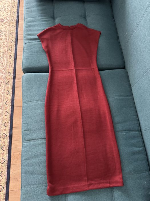 Платье бордовое повседневное