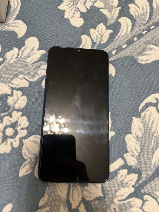 Продается сотовый телефон OPPO A5S