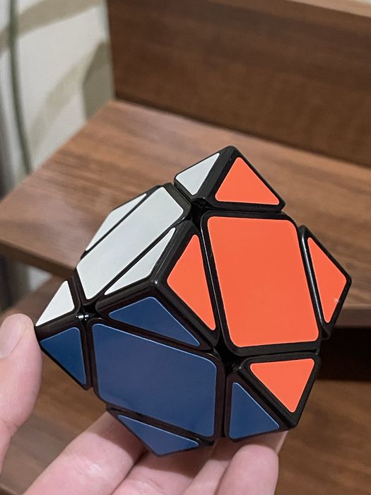 Кубик Рубик Скьюб  Skyub