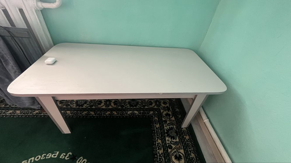 Продается столик, стол сатылады