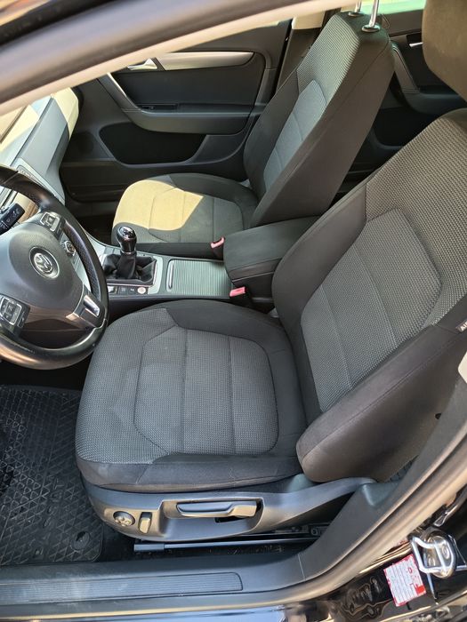 Passat B7 Limuzina an 2014 motor 2.0 Tdi 140 de cai  Euro 5