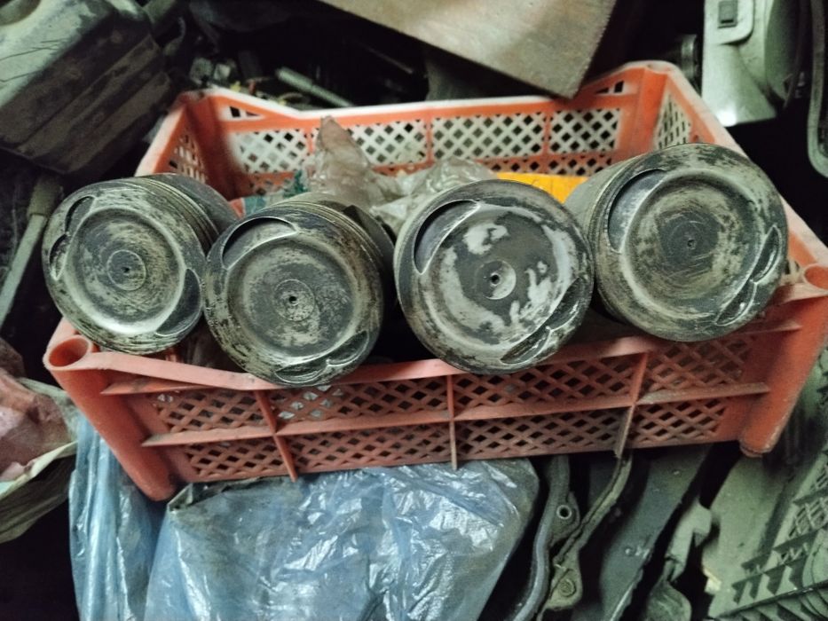 Продам двигатель от мазды переходки 626