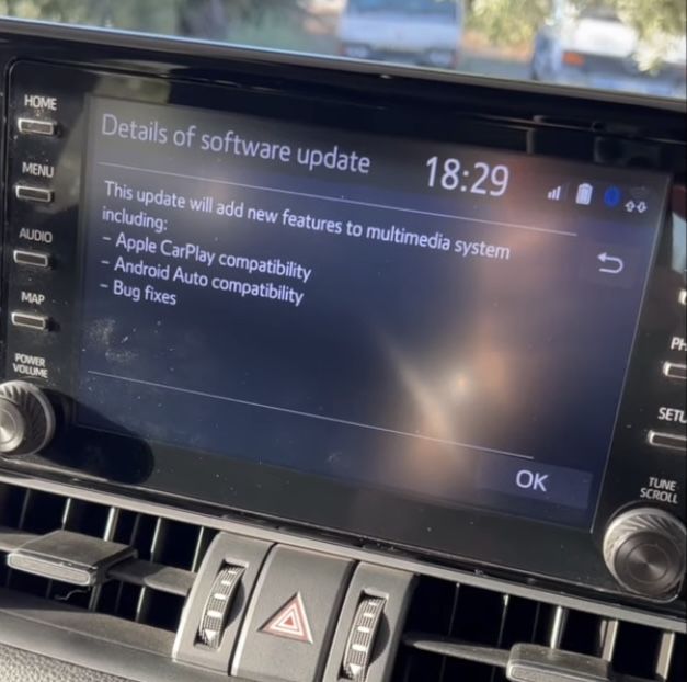 Activare Apple CarPlay și Android Auto pentru Toyota si Lexus