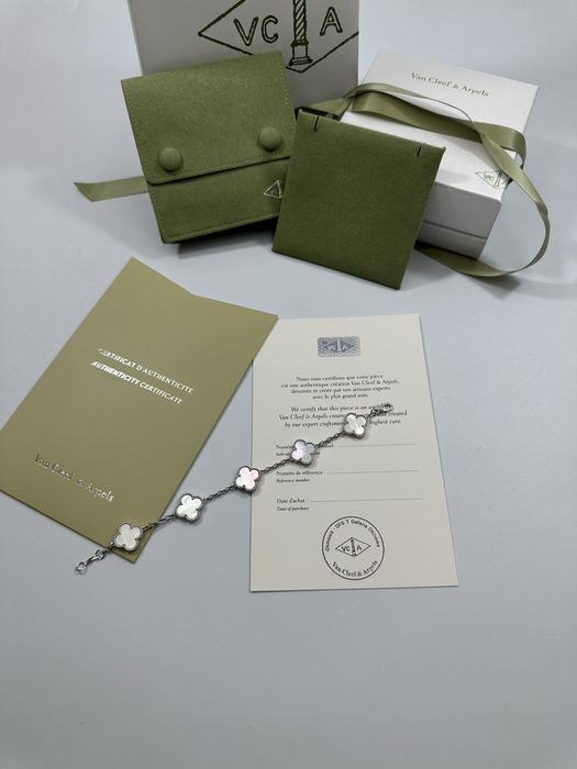 Brățară Van Cleef & Arpels 5 motifs White Gold 750 White Pearl