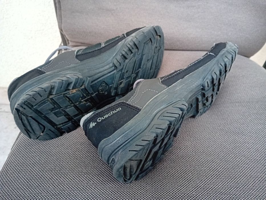 Adidași quechua marime 43 in stare foarte bună