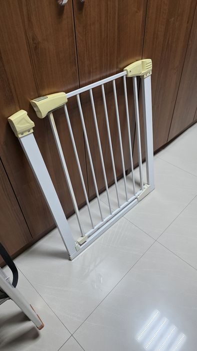 Продам ворота безопасности  для детей металлические
