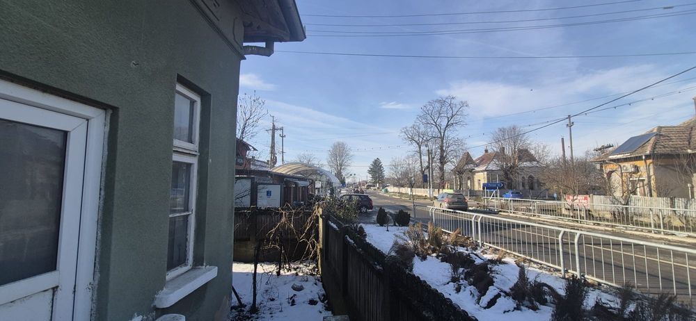 Vând casă sat.Boureni,com.Afumati