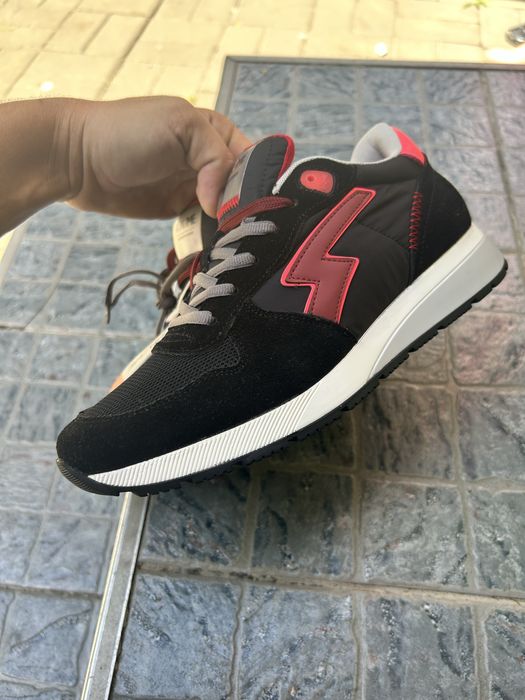 Adidasi Run2Me noi