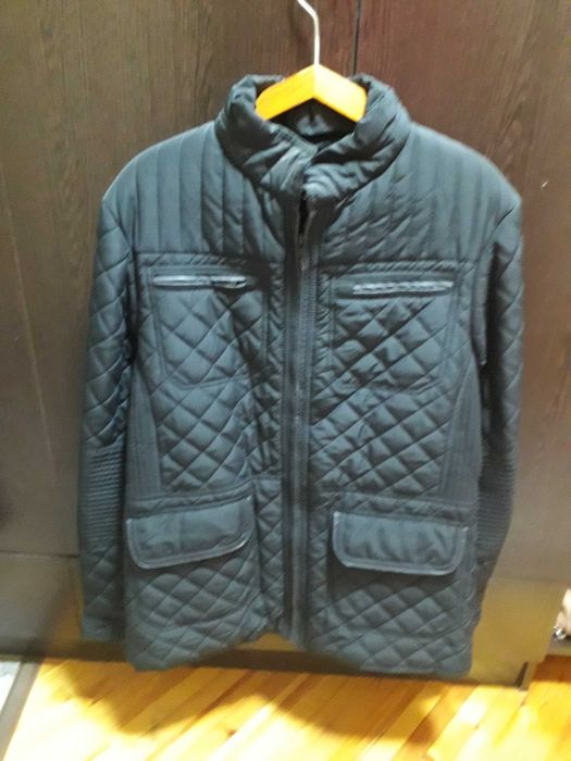 Модный Муржской Одежда срочно продается