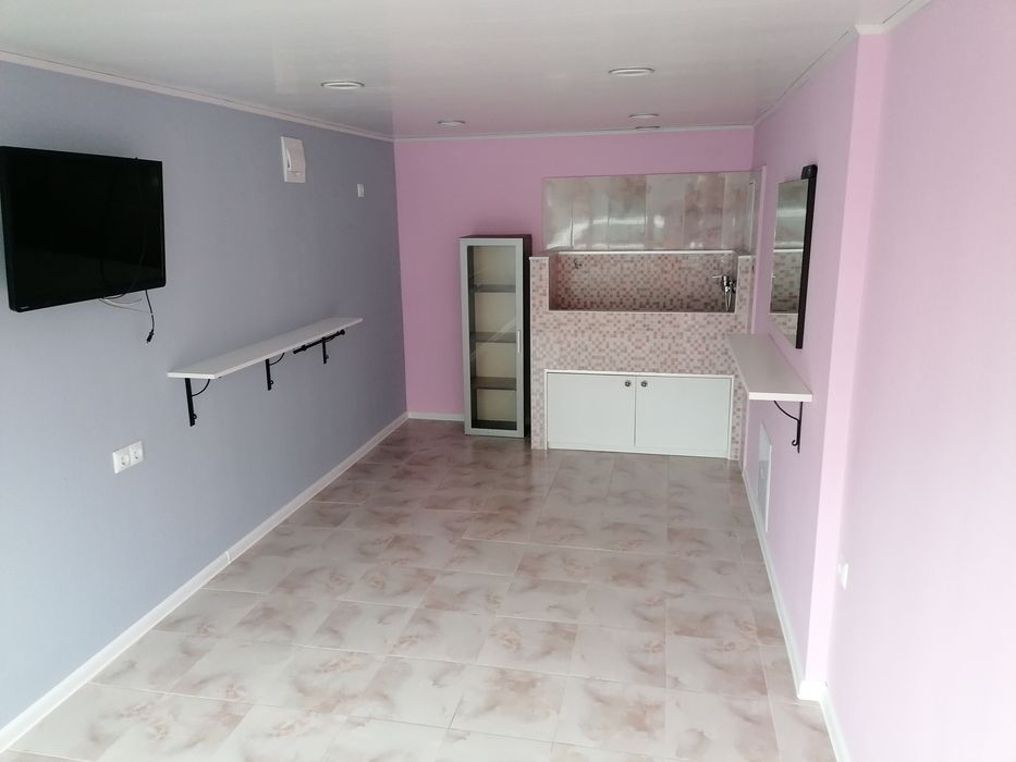 Дава се под наем Магазин в Казанлък - 15 кв.м за 76.5 € - Снимка #2