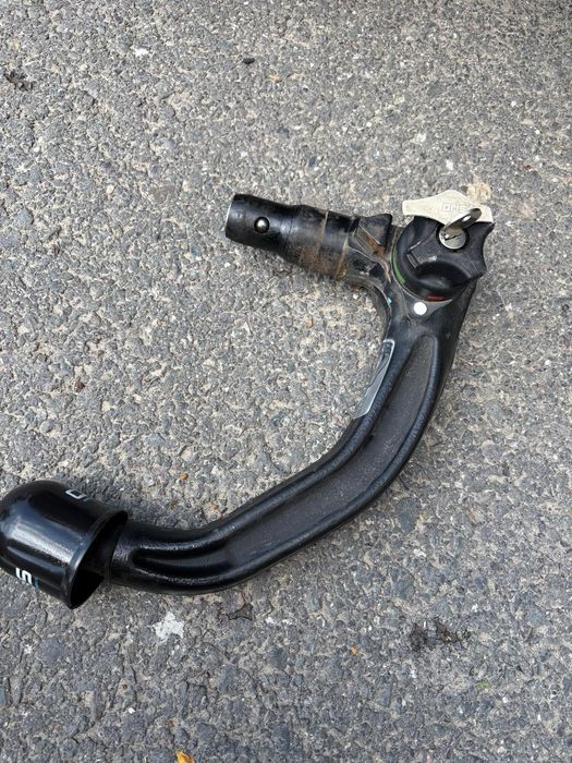 Cui cârlig AUDI A4 B9