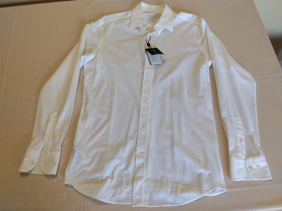 Cămașipentru bărbați marca Massimo Dutti