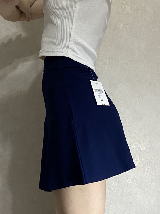 Юбочка с молнией спереди