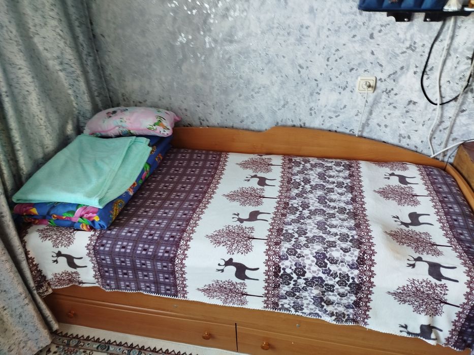 Продам детскую кроватку