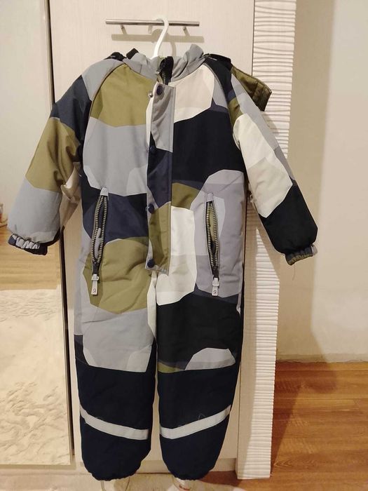 Продам детский комбинезон