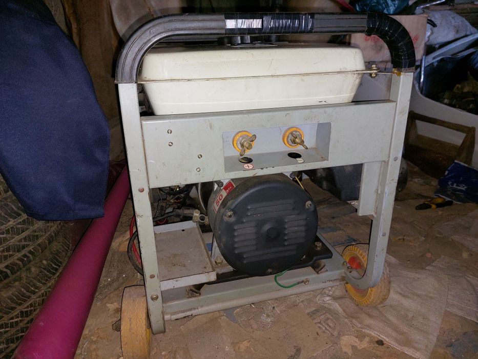 Продам сварочный дизельный генератор.