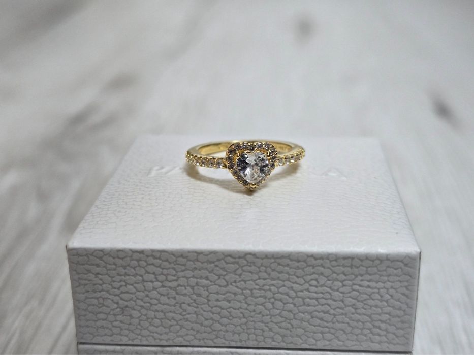 Inel Pandora gold inima alba