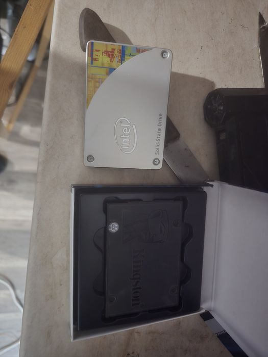Компютърна техника дънна захранвания  ssd ram памет