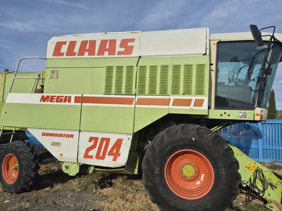 Комбайн Claas Mega 204