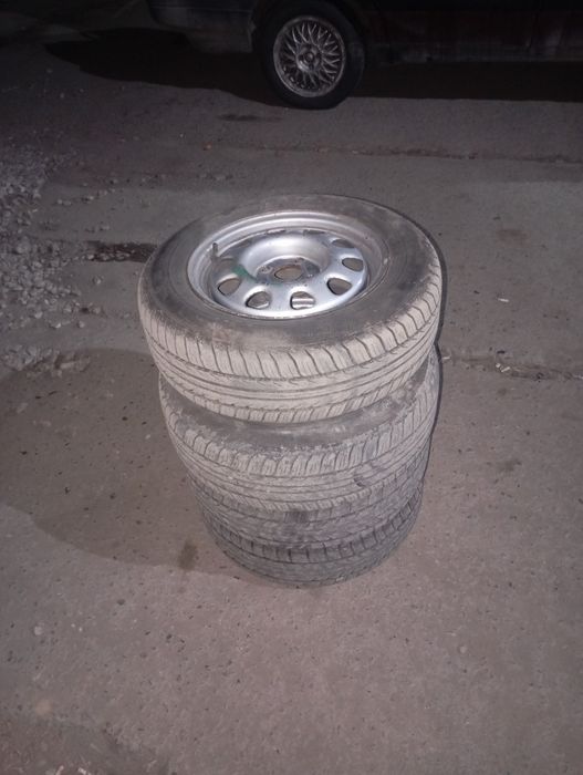 Продам диски с резиной