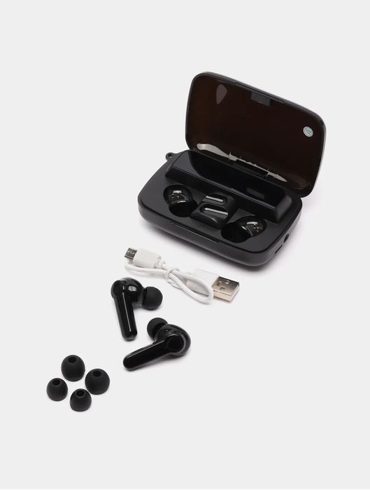 M 19 airpods  powerbank chiroq naushnik hammasi ichida