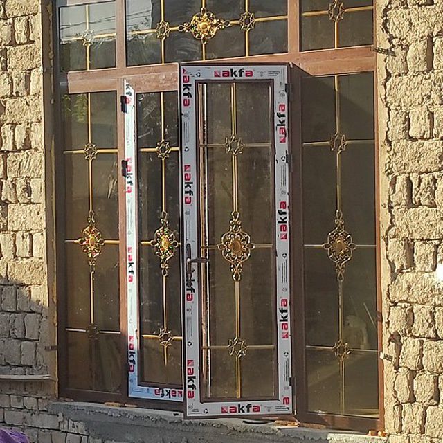 Akfa alumen eshik romlar buyurtma asosida 3 kun ichida yasab o'rnatib