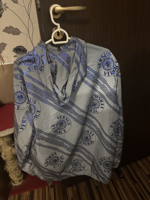Geaca de ploaie versace