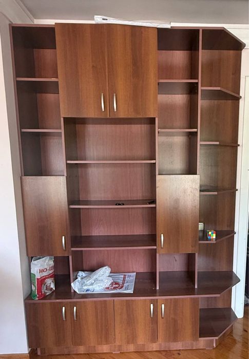 Книжный шкаф для вашего кабинета