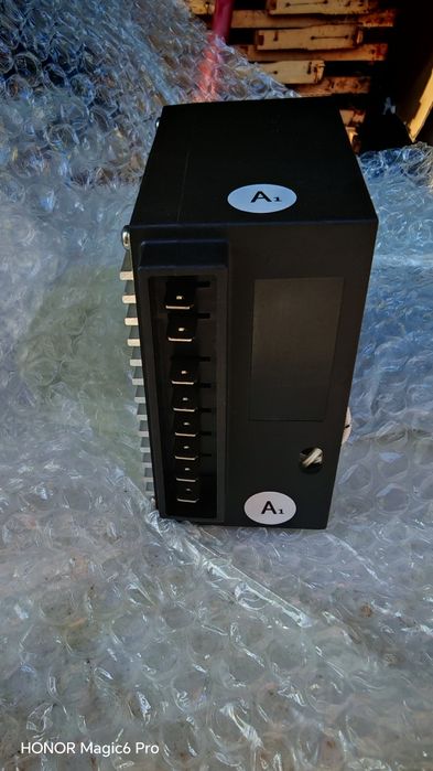 Motor compresoar frigider 12v  24v.  auto ZH35Gg